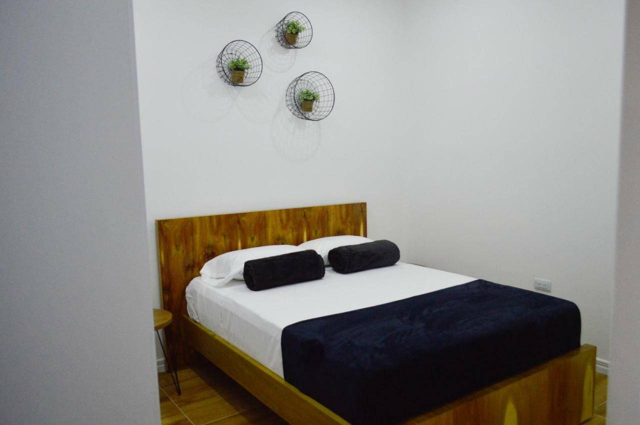 Three House Hostel Boutique Филандия Экстерьер фото